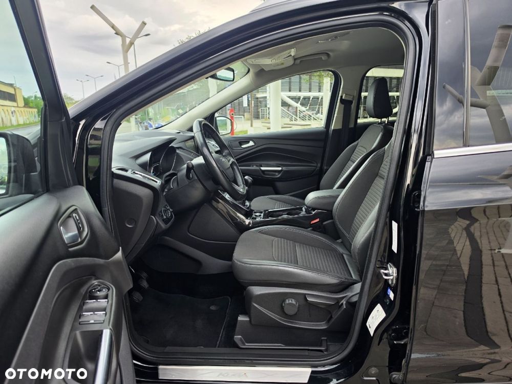 Ford Kuga - 18
