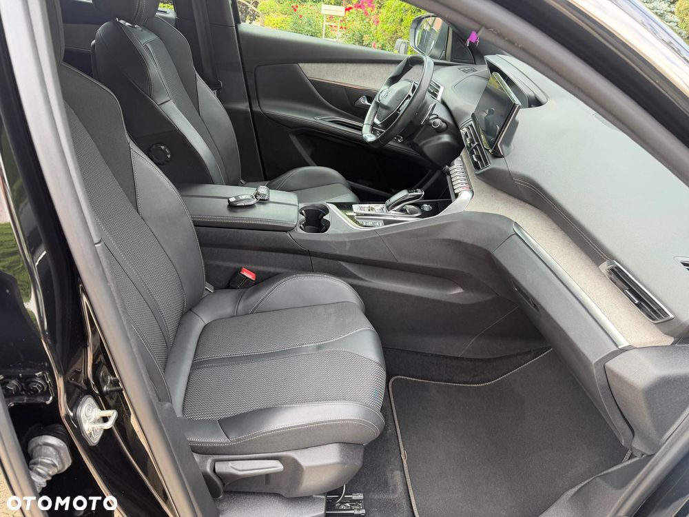 Peugeot 5008 PureTech 130 EAT8 Stop & Start GT - 27