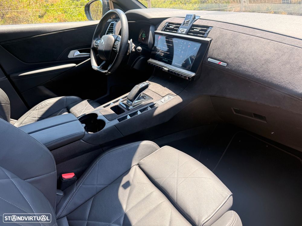 DS DS7 Crossback E-Tense Performance Line EAT8 - 9