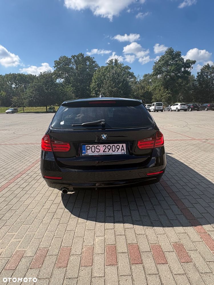 BMW Seria 3 318d - 4