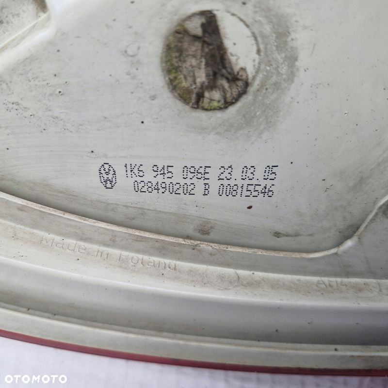 LAMPA PRAWA TYLNA PRAWY TYŁ VW GOLF V HB 1K6945096E 1K6945258 - 6