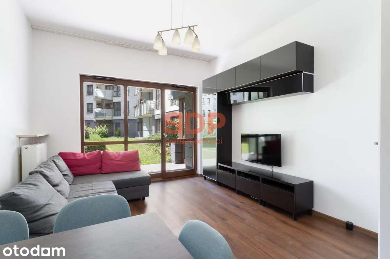 Rondo Daszyńskiego • apartamentowiec • taras • 2009 • 2 pok, 45,6 mkw