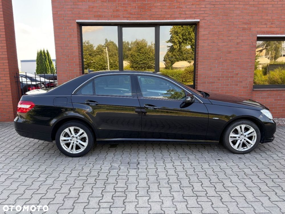 Mercedes-Benz Klasa E 200 CDI DPF BlueEFFICIENCY 7G-TRONIC - 25