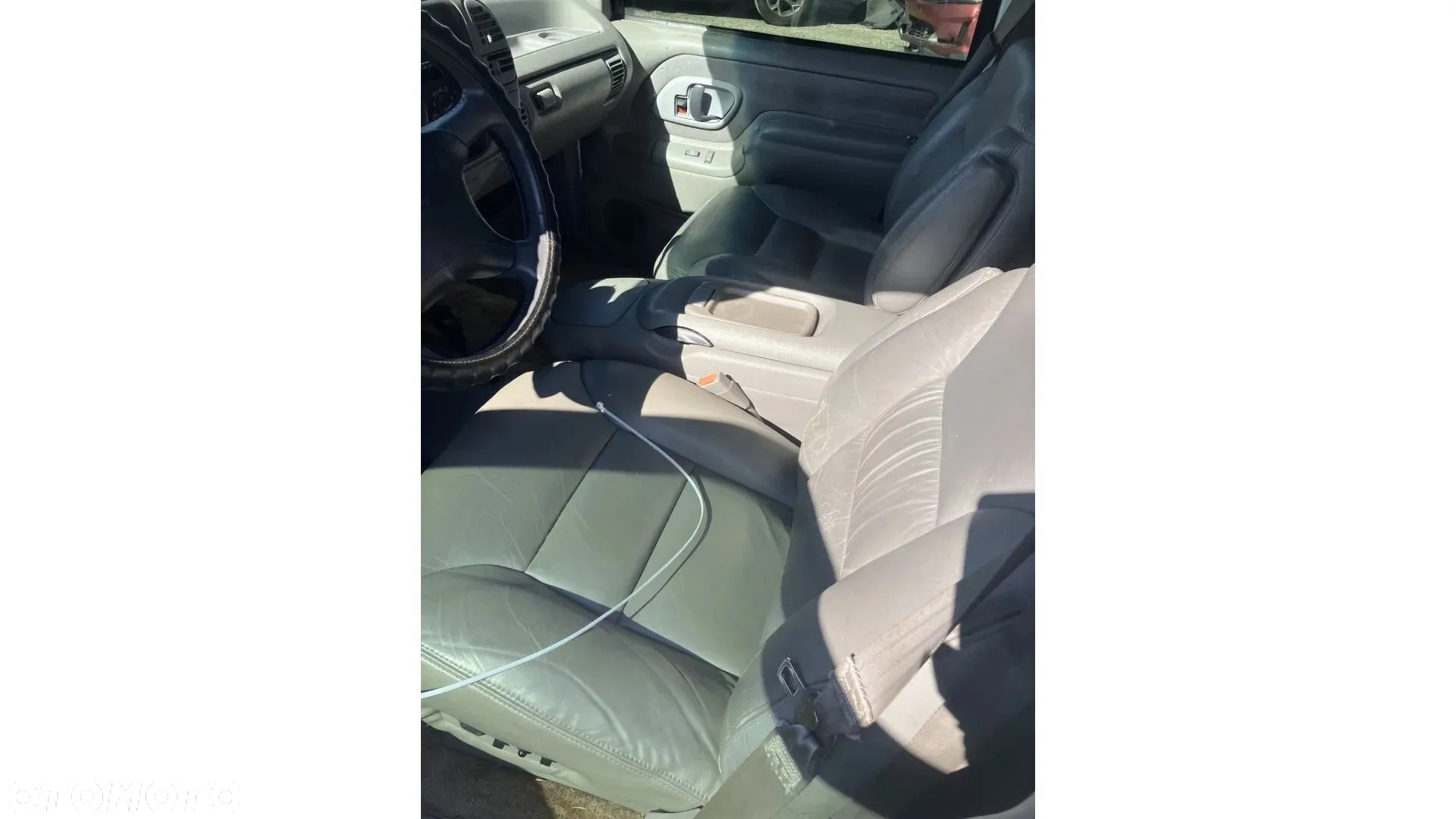 Chevrolet Suburban - 6