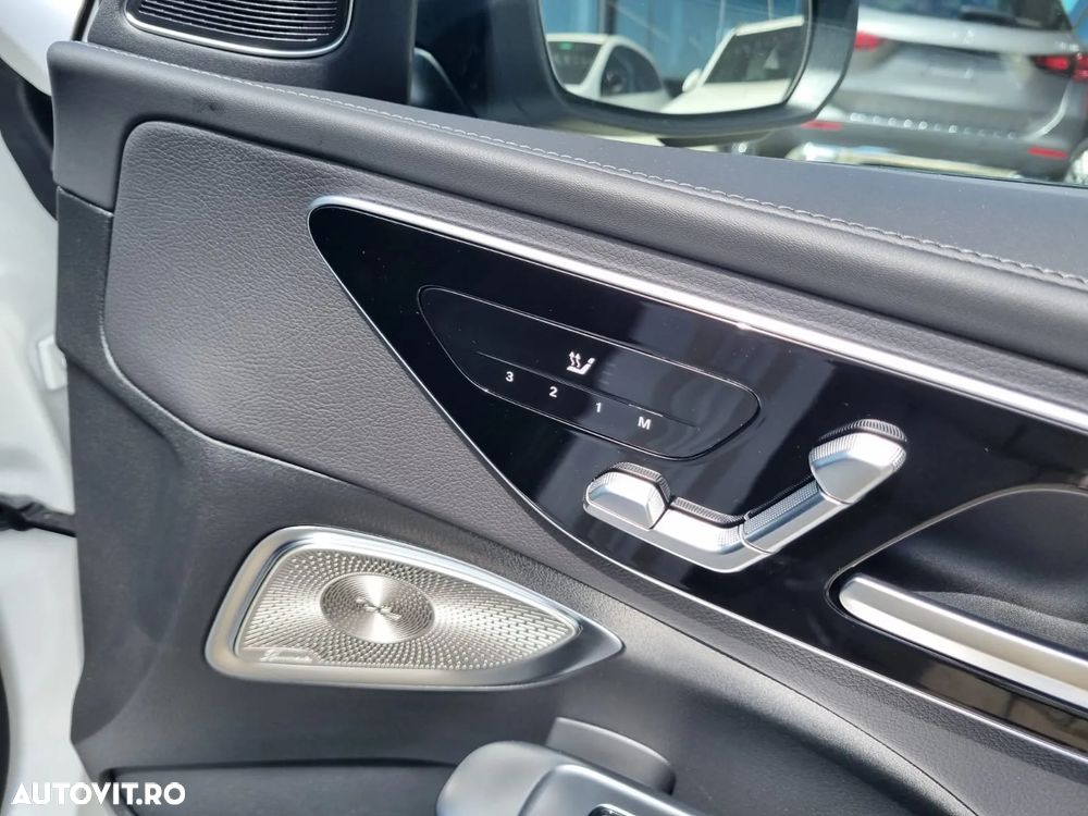 Mercedes-Benz C 300 MHEV 4MATIC - 17