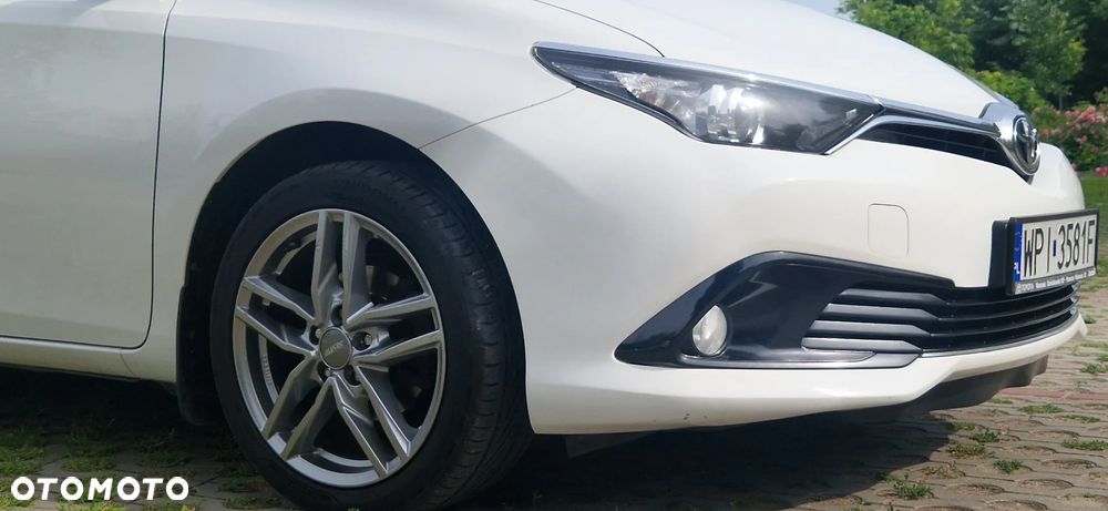 Toyota Auris 1.6 Active - 11
