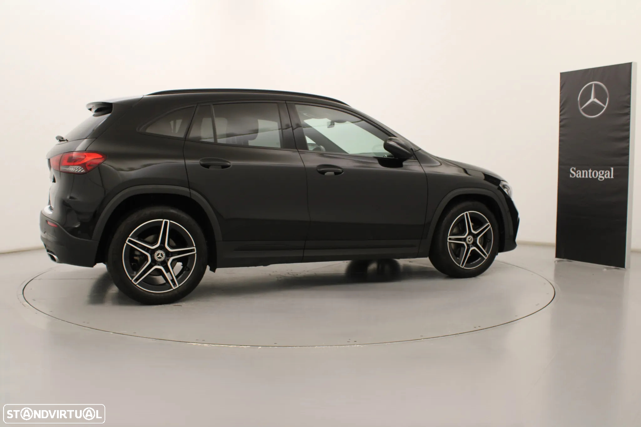 Mercedes-Benz GLA 180 d AMG Line - 5