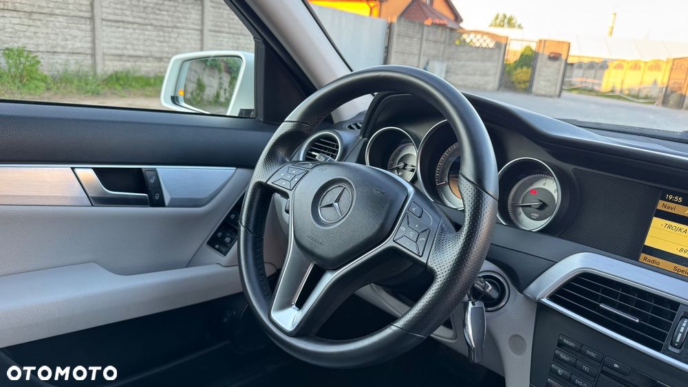 Mercedes-Benz Klasa C - 29