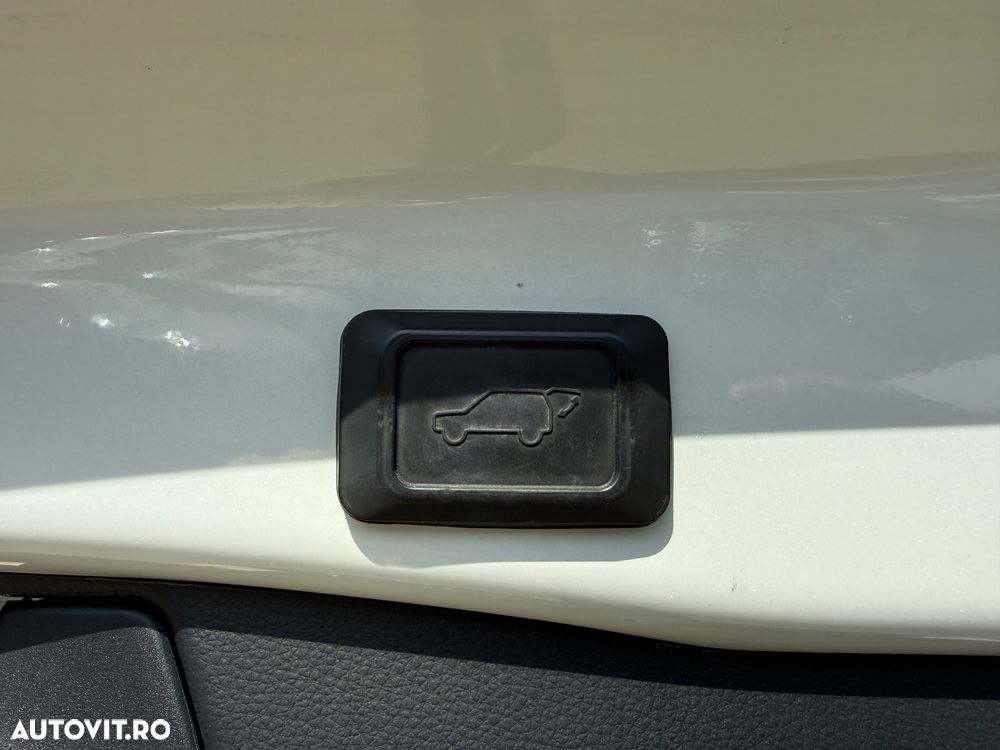 Toyota RAV4 2.5 VVT-iE 4x4 Dynamic - 22