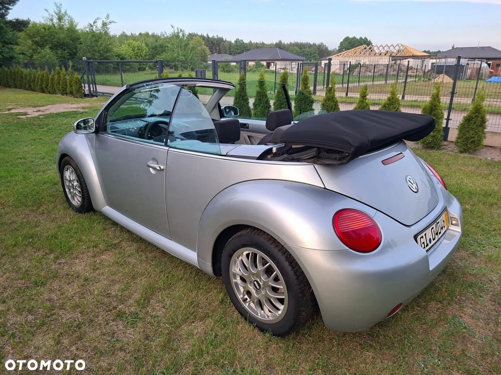 Volkswagen New Beetle 1.6 - 12