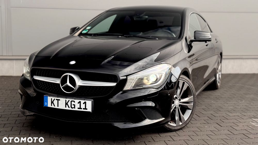 Mercedes-Benz CLA 200 AMG Line - 23