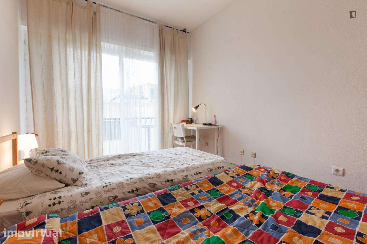 Quarto - localizado em Cedofeita Porto - Grande imagem: 2/44