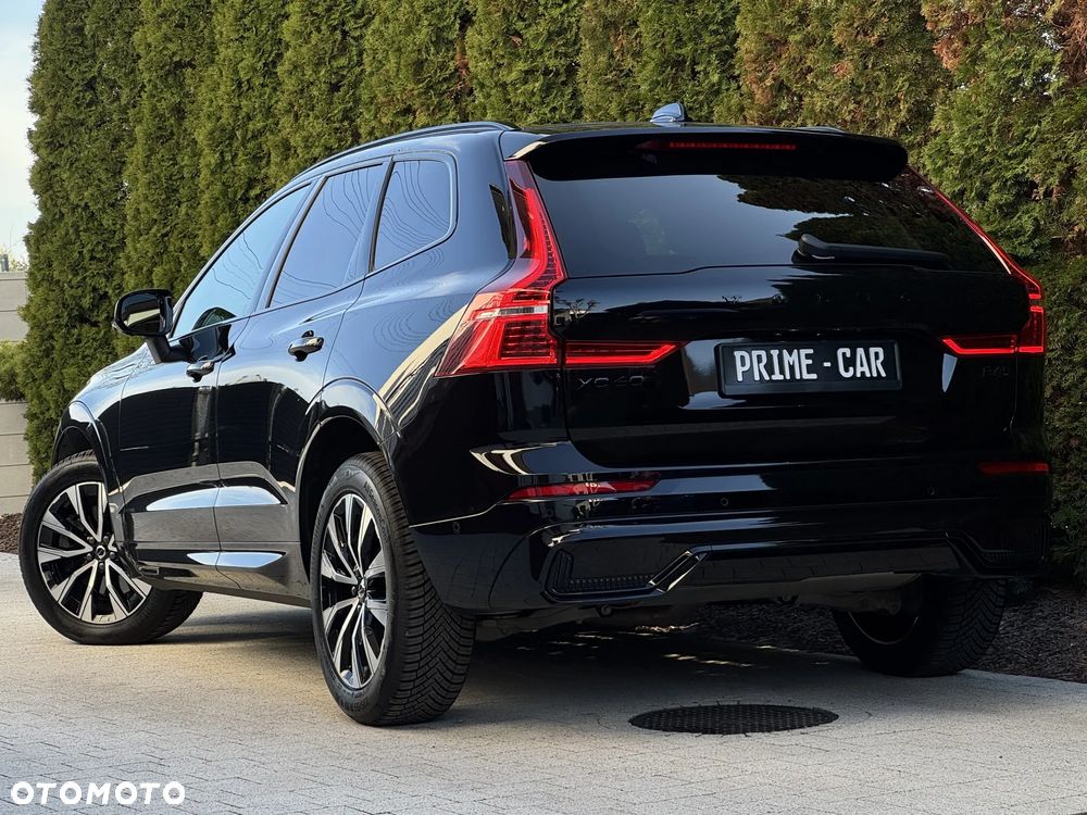 Volvo XC 60 B4 D AWD Plus Dark - 9