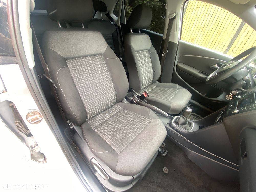Volkswagen Polo - 21