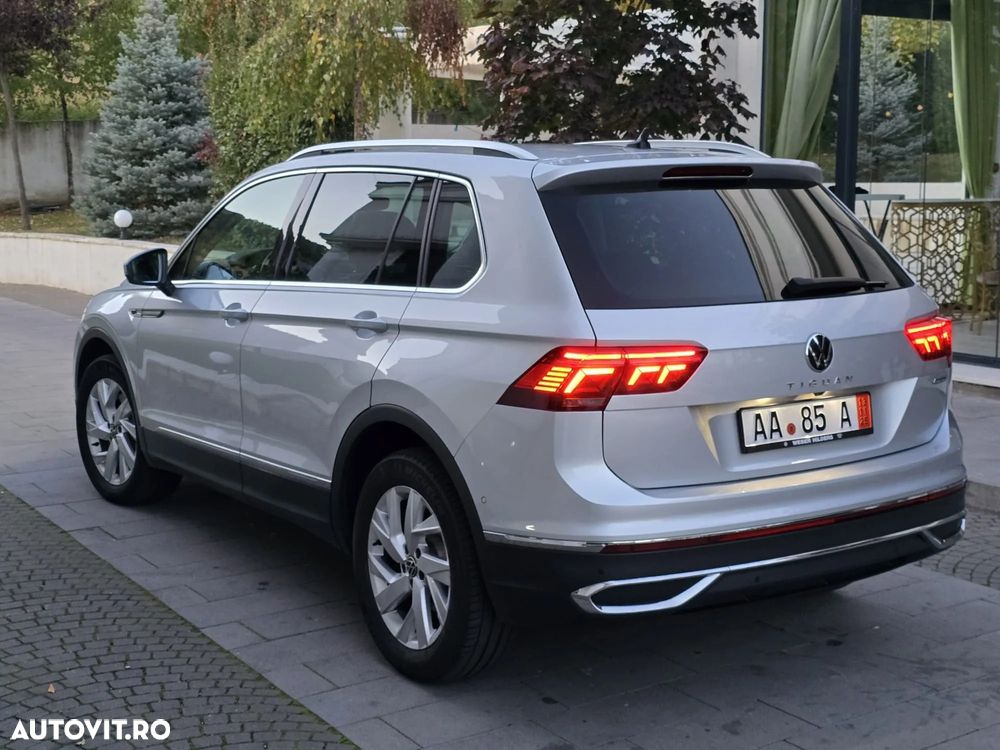 Volkswagen Tiguan 2.0 TDI SCR 4MOTION DSG Elegance - 27
