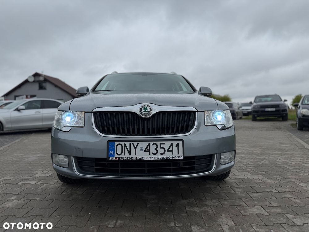 Skoda Superb 2.0 TDI 4x4 Elegance - 4