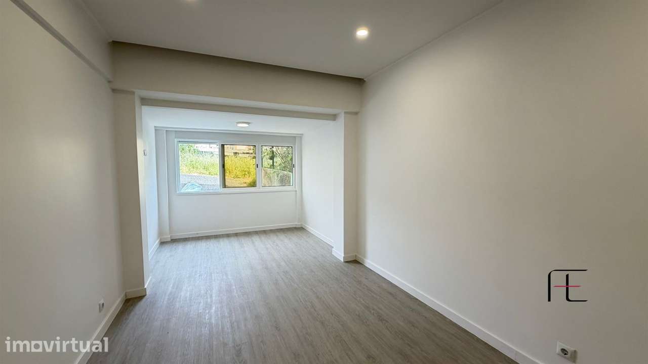 Apartamento T2 Venda em Águas Livres,Amadora - Grande imagem: 3/11