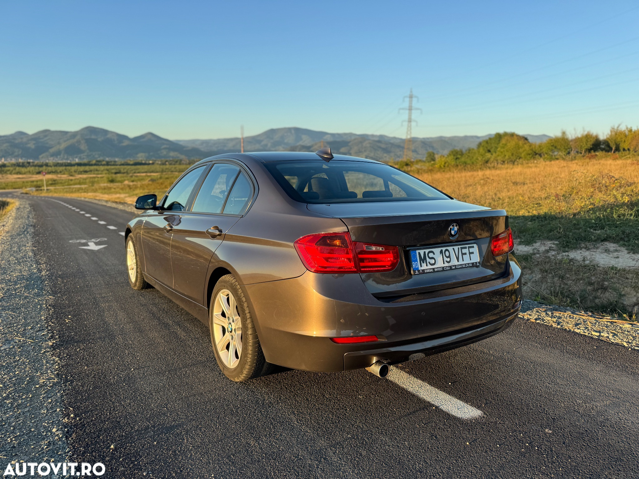 BMW Seria 3 318d - 9