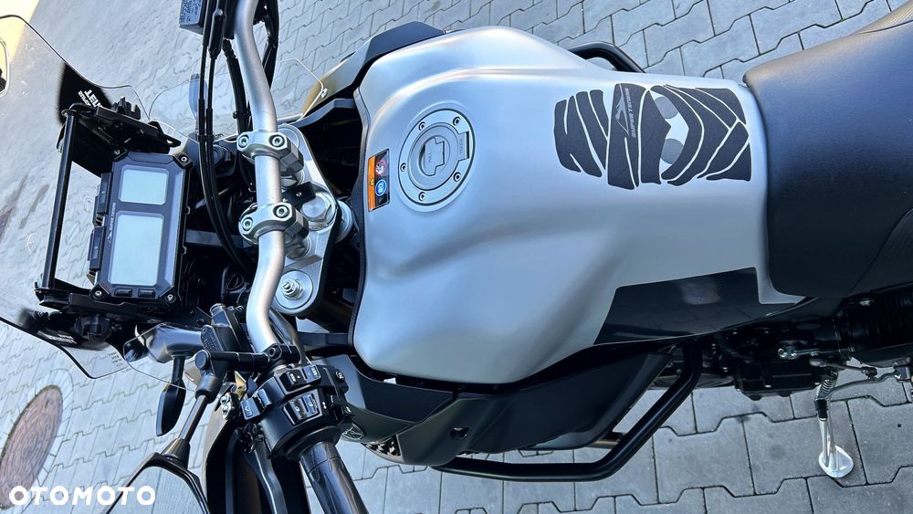 Yamaha Super Tenere - 18