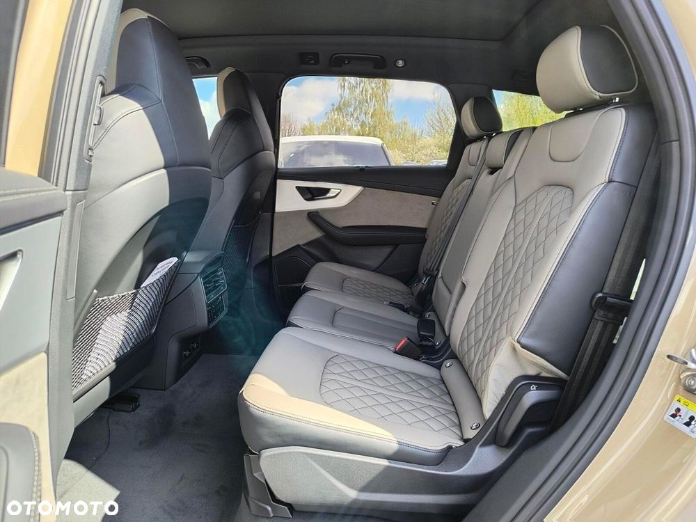 Audi Q7 - 9