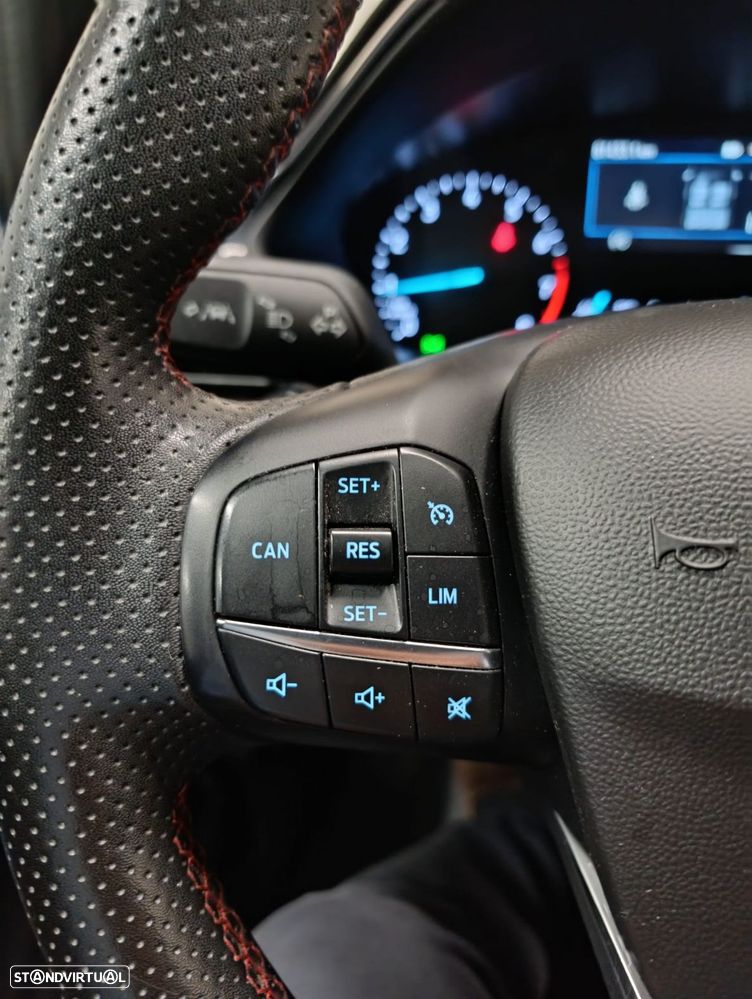 Ford Fiesta 1.0 EcoBoost ST-Line - 22