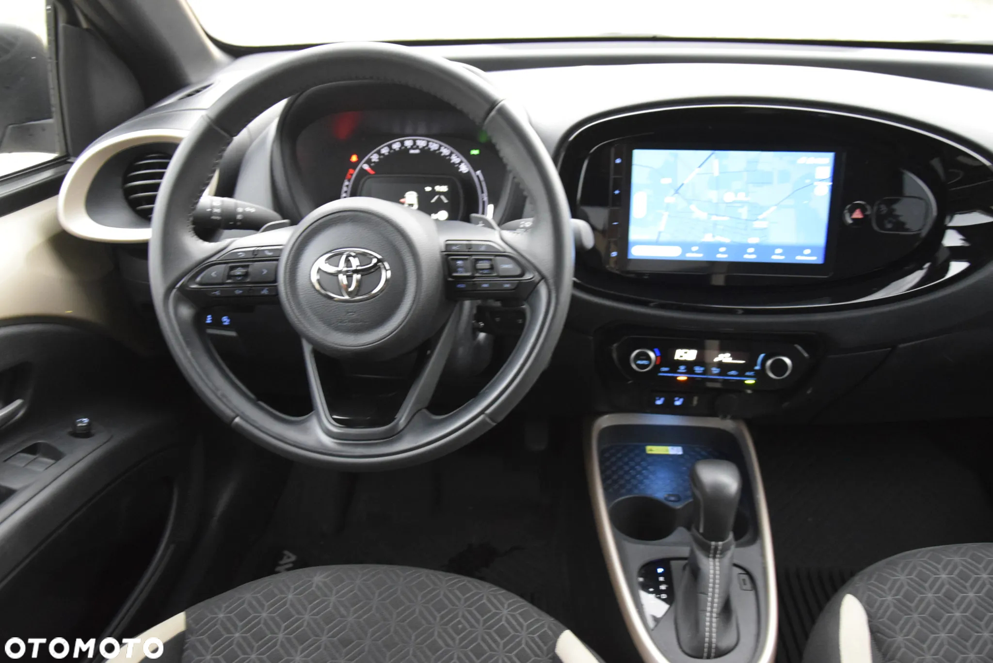 Toyota Aygo X 1.0 VVT-i X-play X-shift - 19