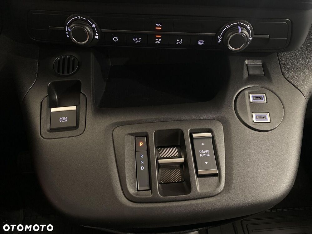 Toyota PROACE CITY - 16