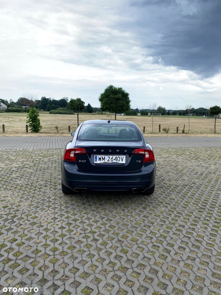 Volvo S60 - 3