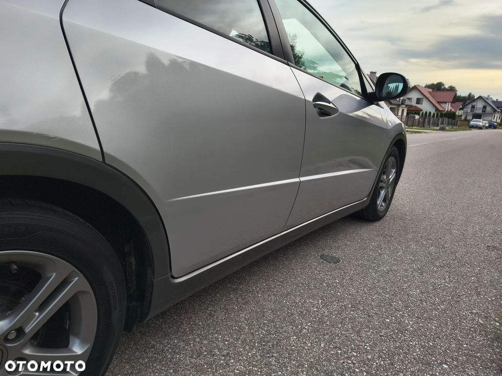 Honda Civic 1.4 i-VTEC Sport - 18