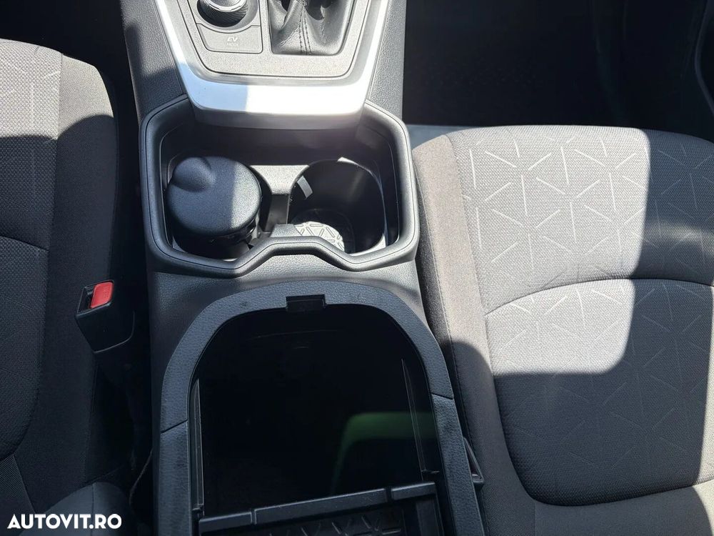 Toyota RAV4 - 31