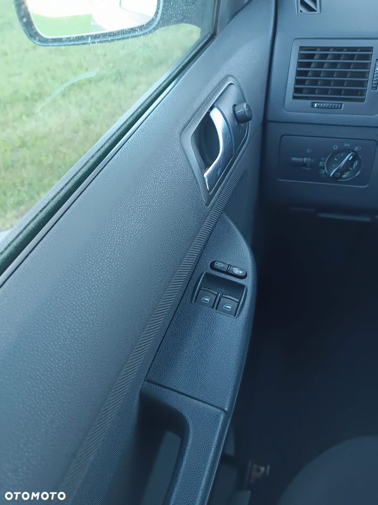 Skoda Fabia - 14