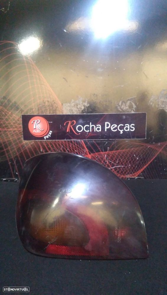 Farolim Stop Dto Ford Fiesta Caixa (J5_, J3_) - 3