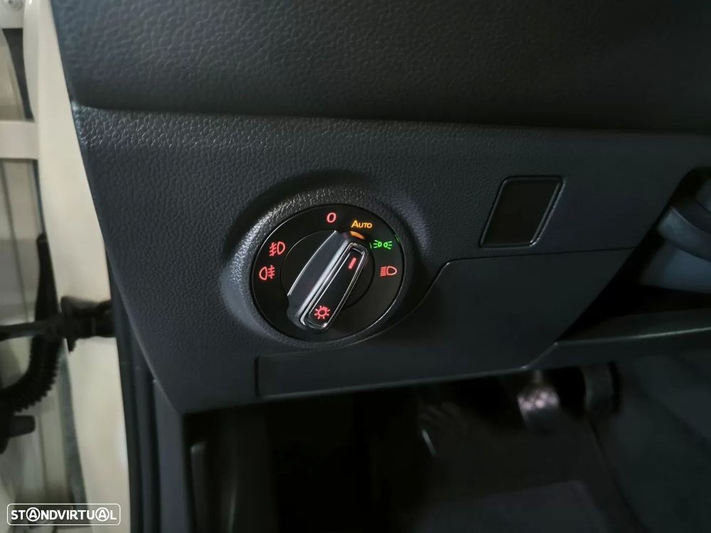 SEAT Arona 1.6 TDI FR - 39