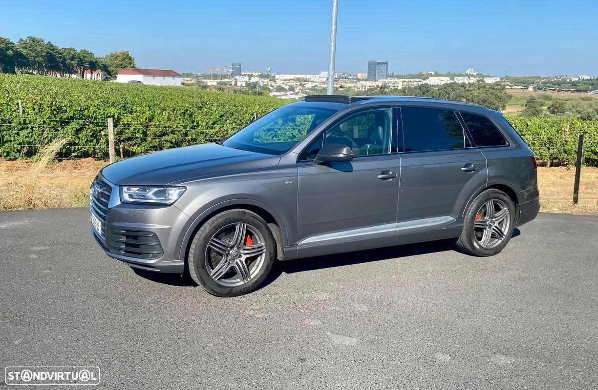 Audi Q7 3.0 TDI quattro S-line Tiptronic 7L - 2