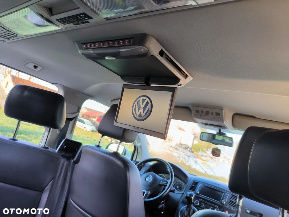 Volkswagen Multivan - 29