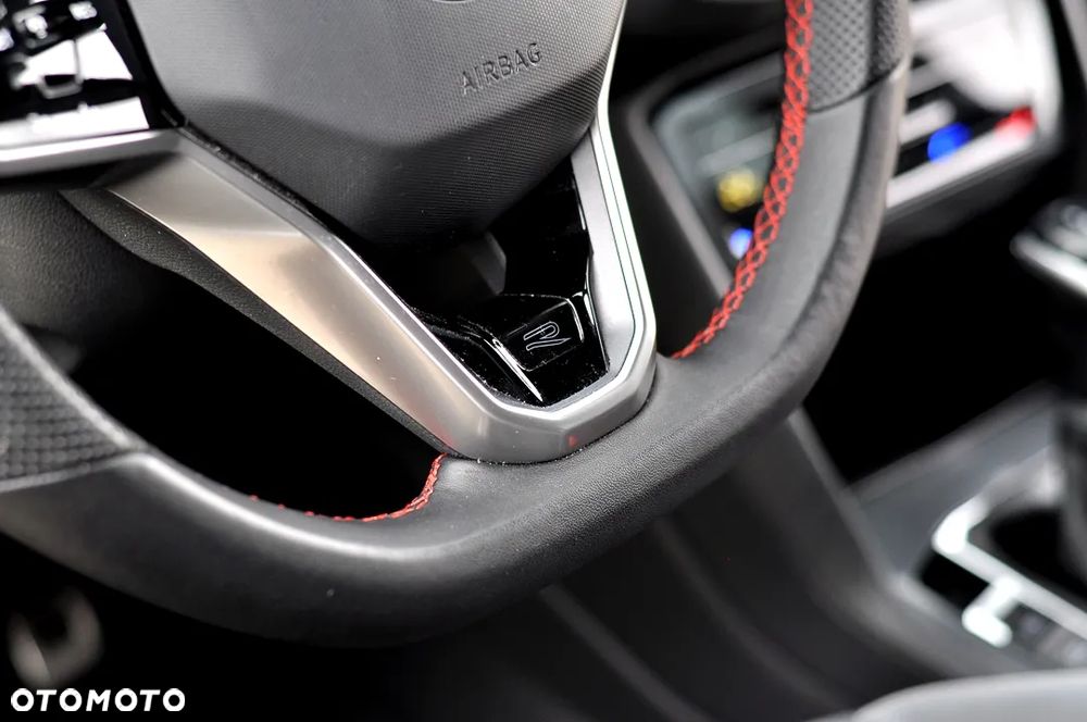 Volkswagen Tiguan 2.0 TDI SCR DSG R-Line - 25