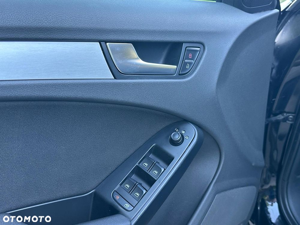 Audi A4 Avant 2.0 TDI - 9