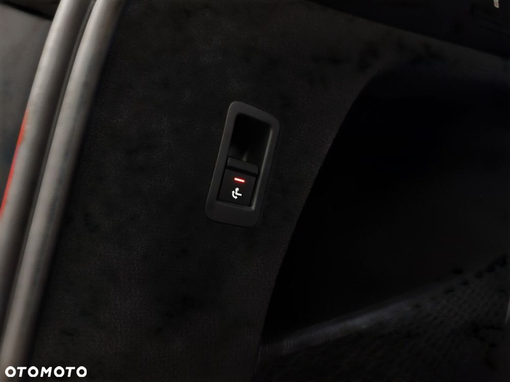 Audi A6 Allroad - 34