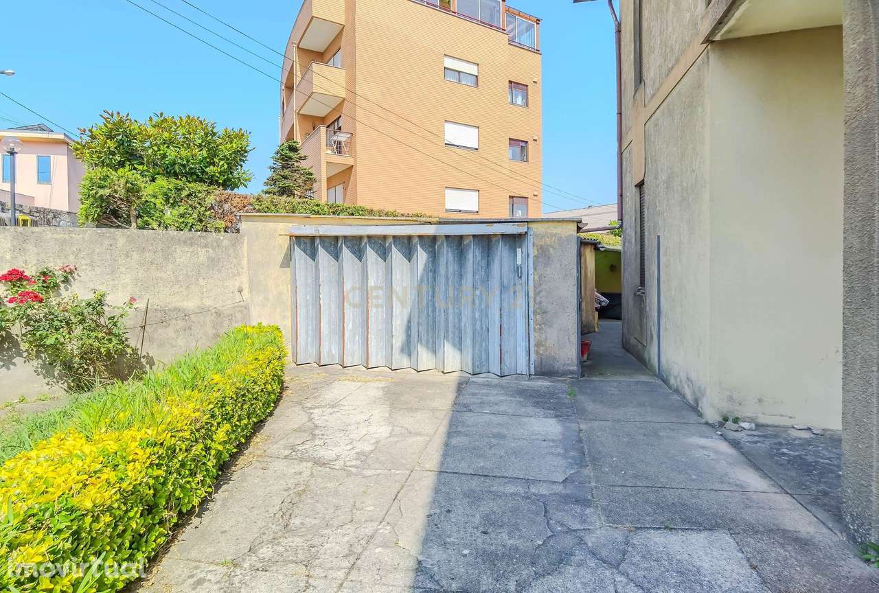 Moradia T3 convertida em T6 junto ao Aeroporto, Perafita - Matosinhos - Grande imagem: 5/39