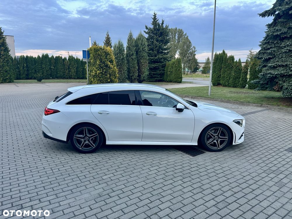 Mercedes-Benz CLA - 4