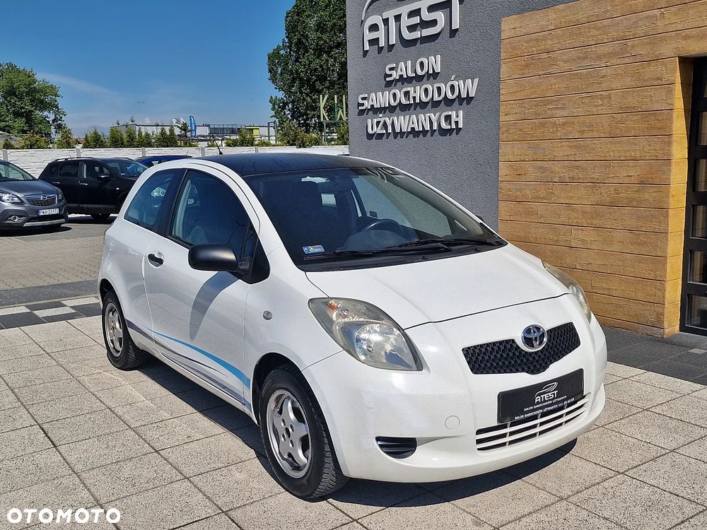 Toyota Yaris 1.0 VVT-i - 4