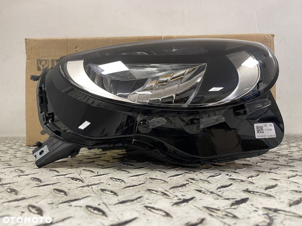 NOWA ORYGINALNA LAMPA PRAWA PRZEDNIA FIAT 500e 20-26 KOMPLETNA EUROPA 521400300 52140030 68656340AA - 3