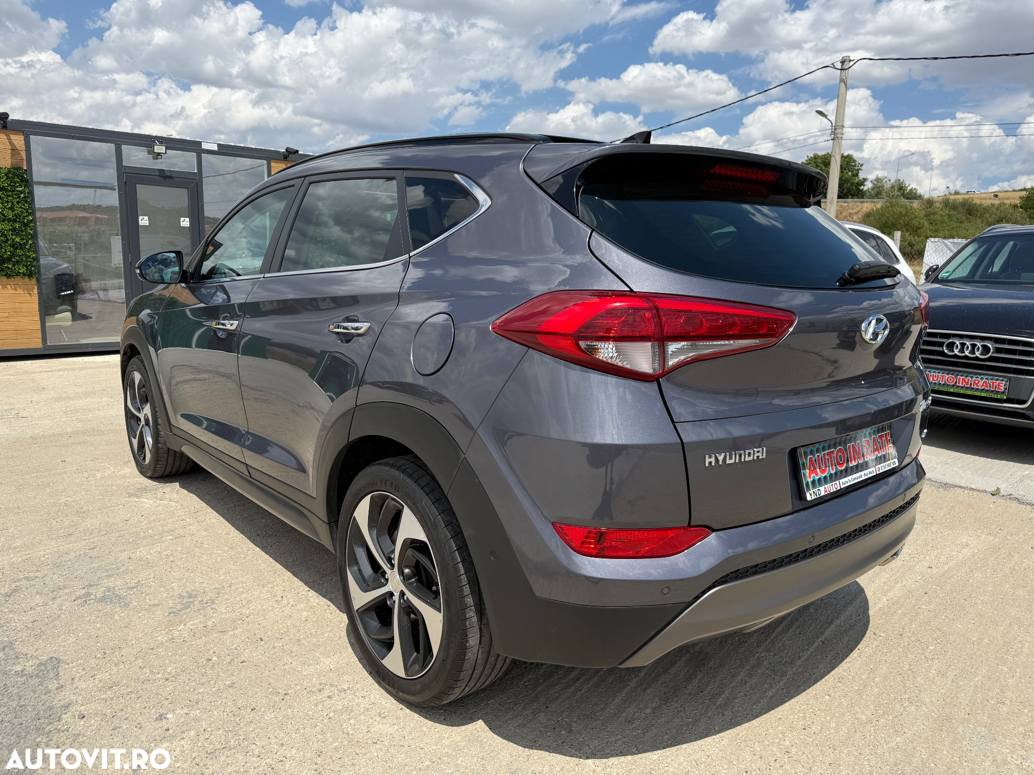 Hyundai Tucson blue 2.0 CRDi 4WD Aut. Premium - 3