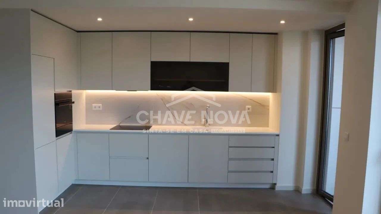 Apartamento T2 - Oliveira do Douro - Grande imagem: 2/11