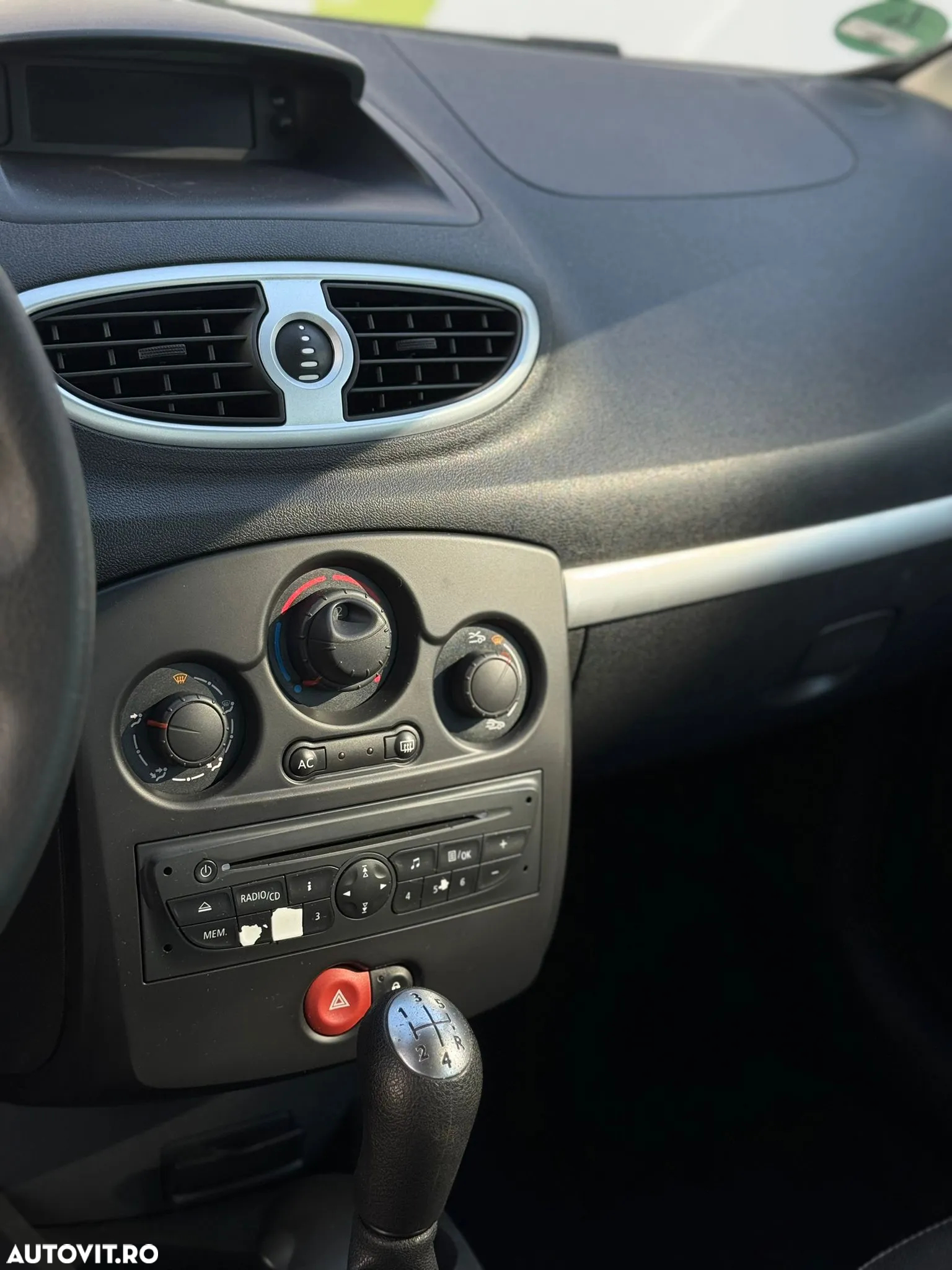 Renault Clio 1.2 16V 75 Collection - 38