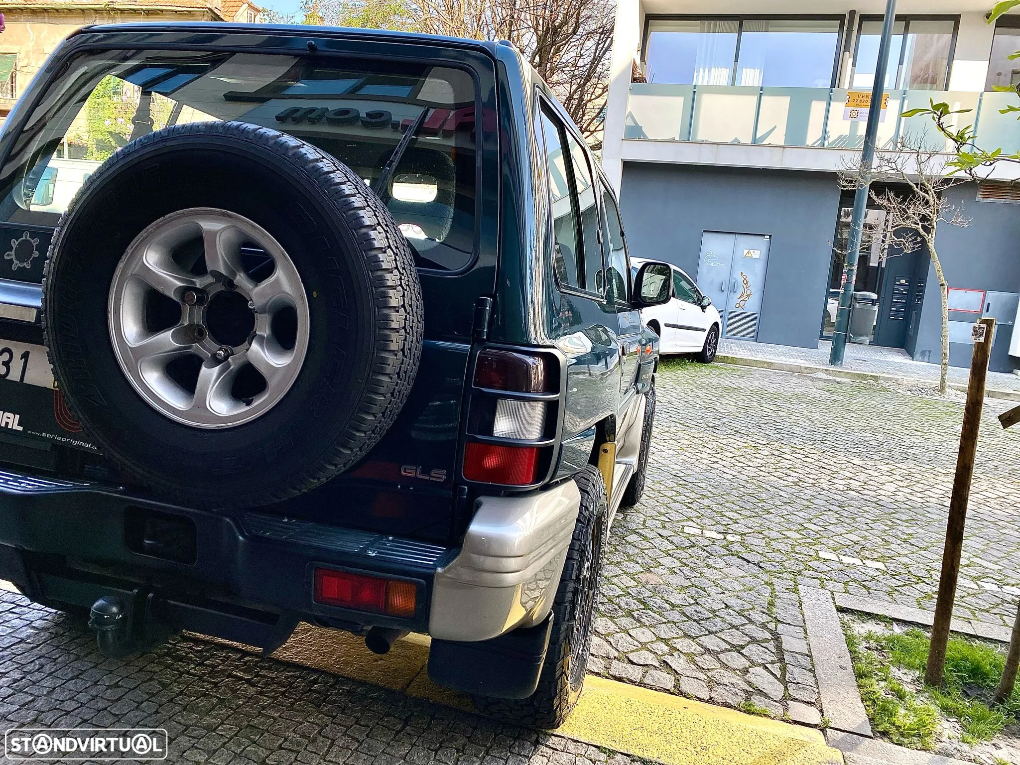 Mitsubishi Pajero 2.8 TD GLS - 9