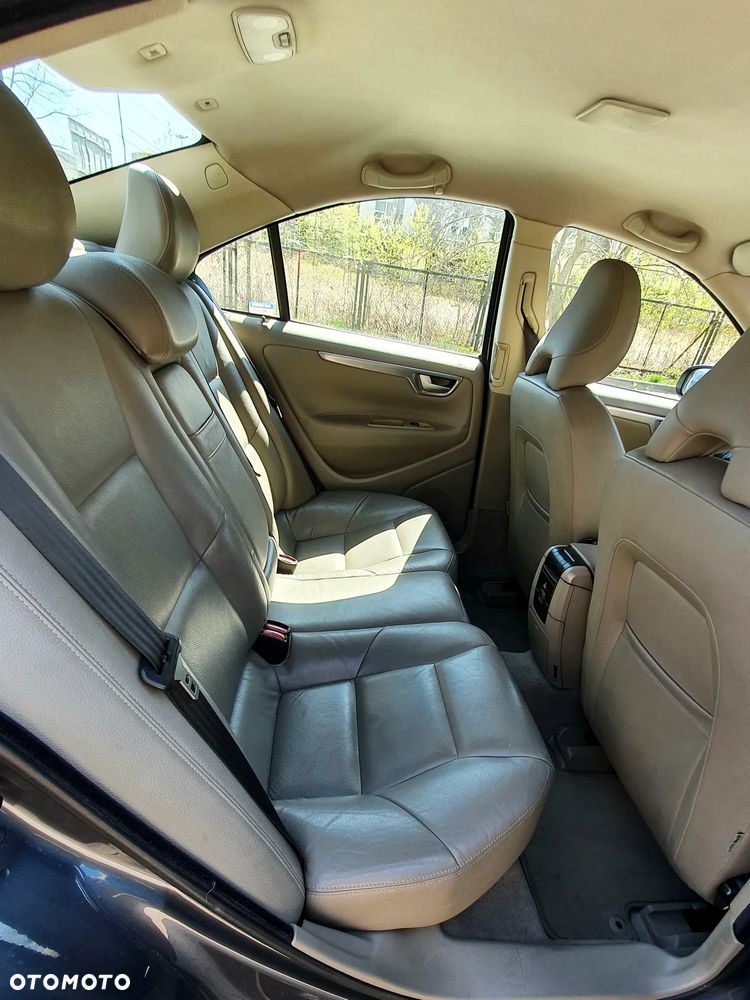 Volvo S60 2.0 T Momentum - 17