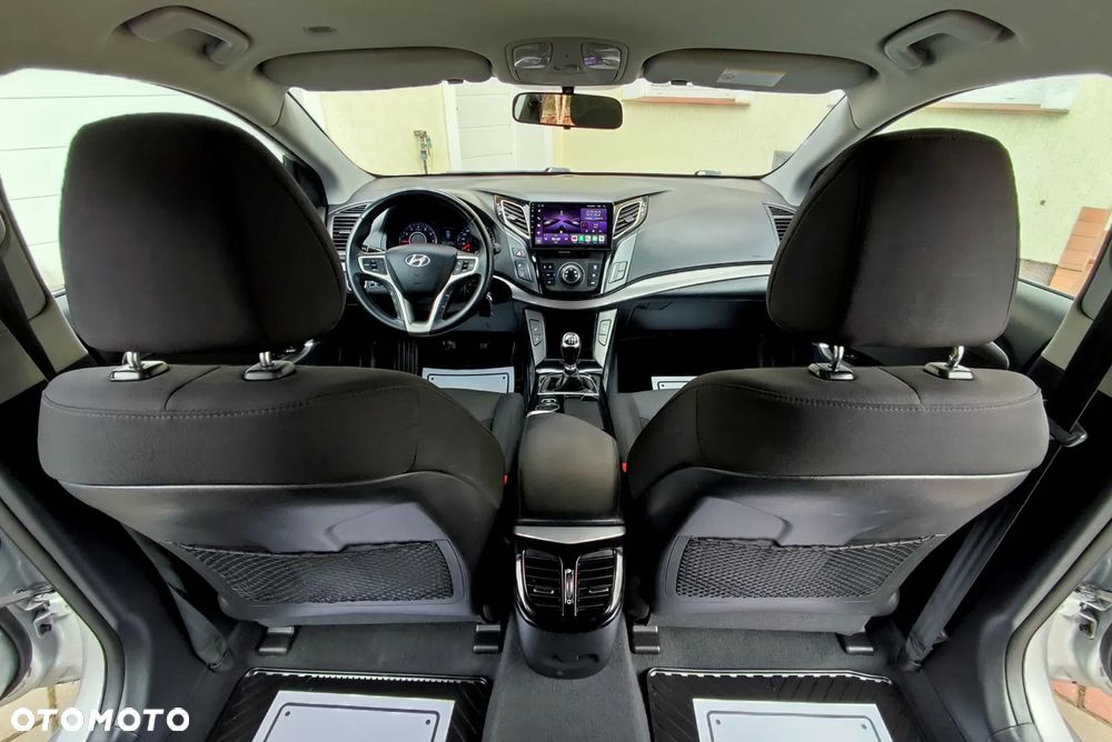 Hyundai i40 Kombi 1.6 Trend - 12
