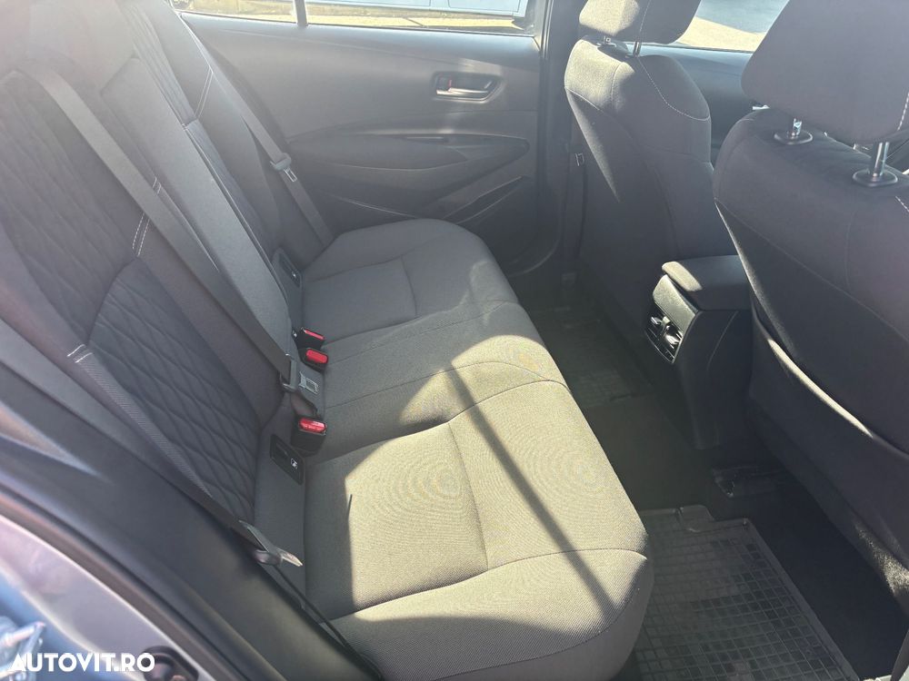 Toyota Corolla 1.8 HSD Dynamic - 5