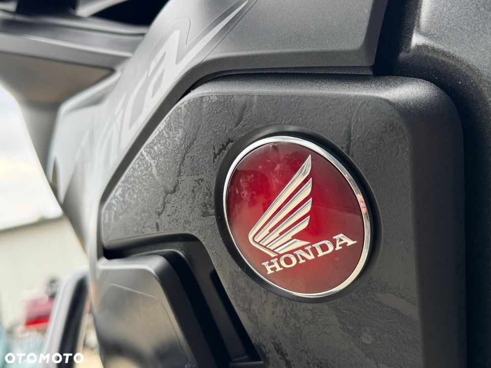 Honda CRF - 28